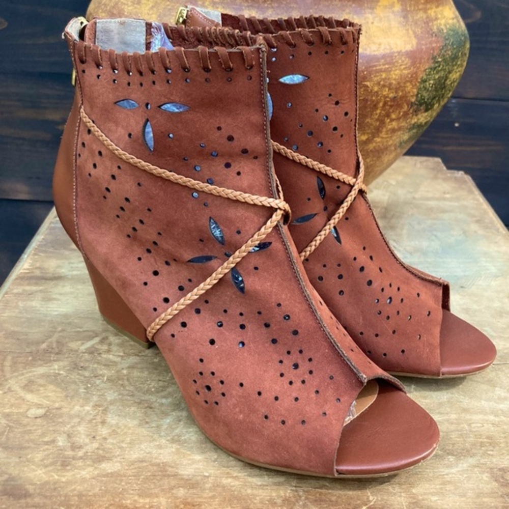 Sergio Zelcer booties suede open toe lacing eyelet‎ braided tie size 10